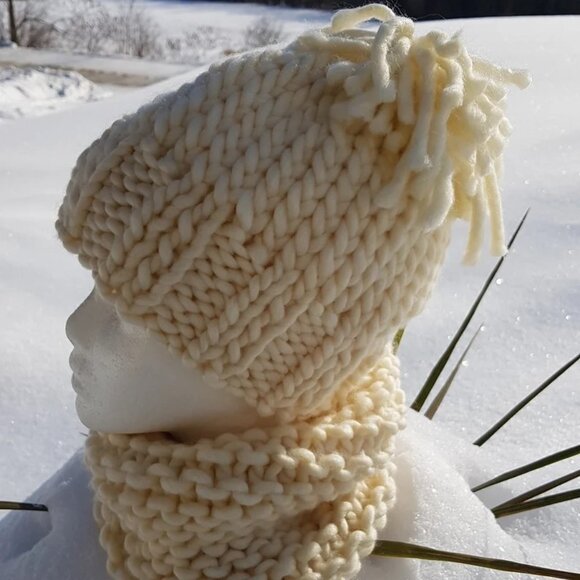 Knitted Hat and Scarf, wool made winter set, white cream - Picture 4 of 6